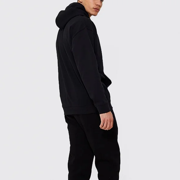 NWT Man Hoodie Medium - Picture 2 of 3